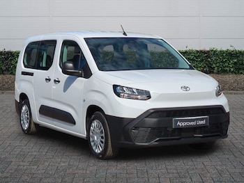 Used Toyota PROACE CITY Verso 2026 for sale - 79427309: Photo