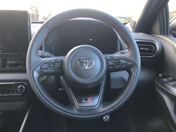 Used Toyota Yaris 2024 for sale - 75142508: Photo 8