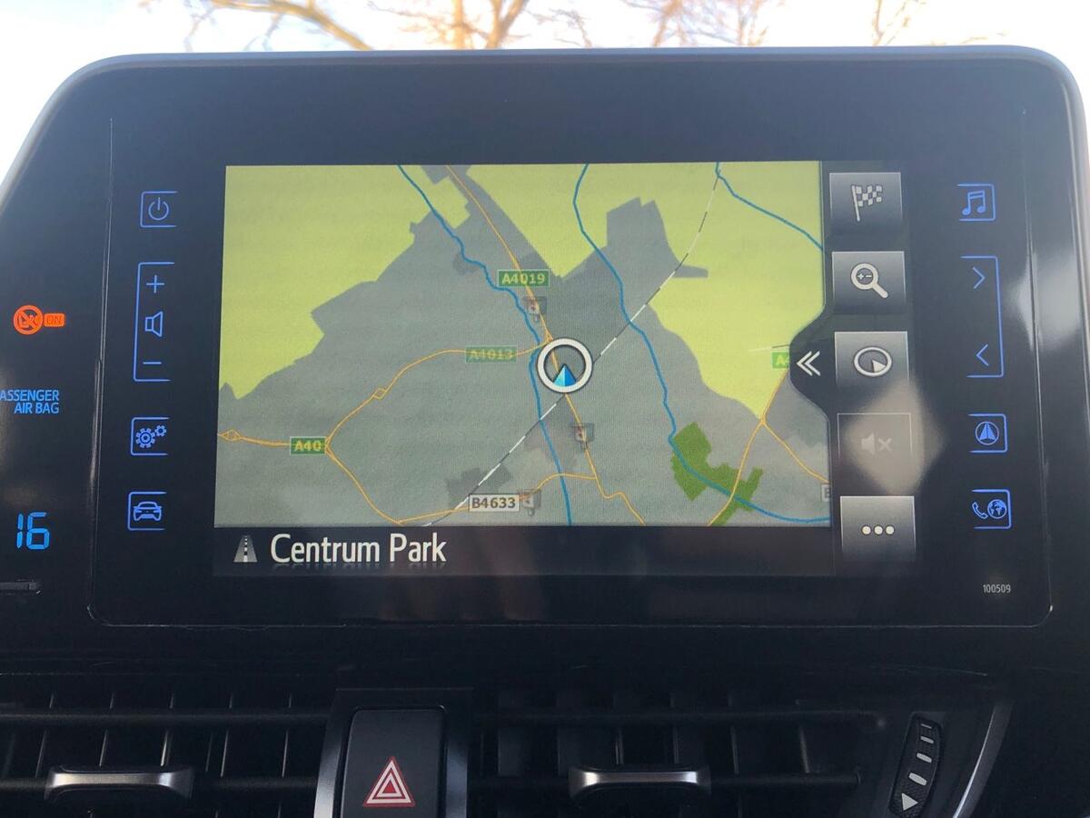 Used Toyota C-HR 2019 for sale - 77124419: Photo 11