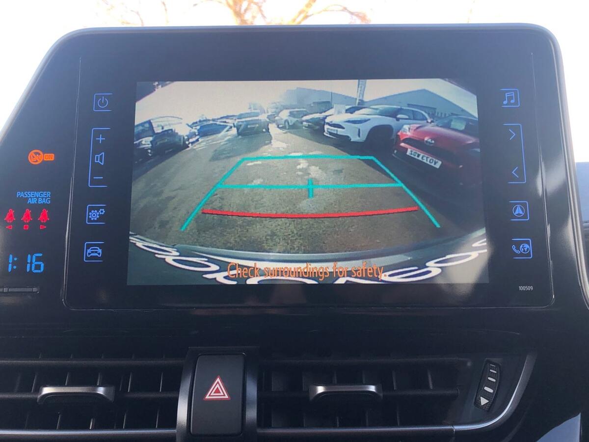 Used Toyota C-HR 2019 for sale - 77124419: Photo 18