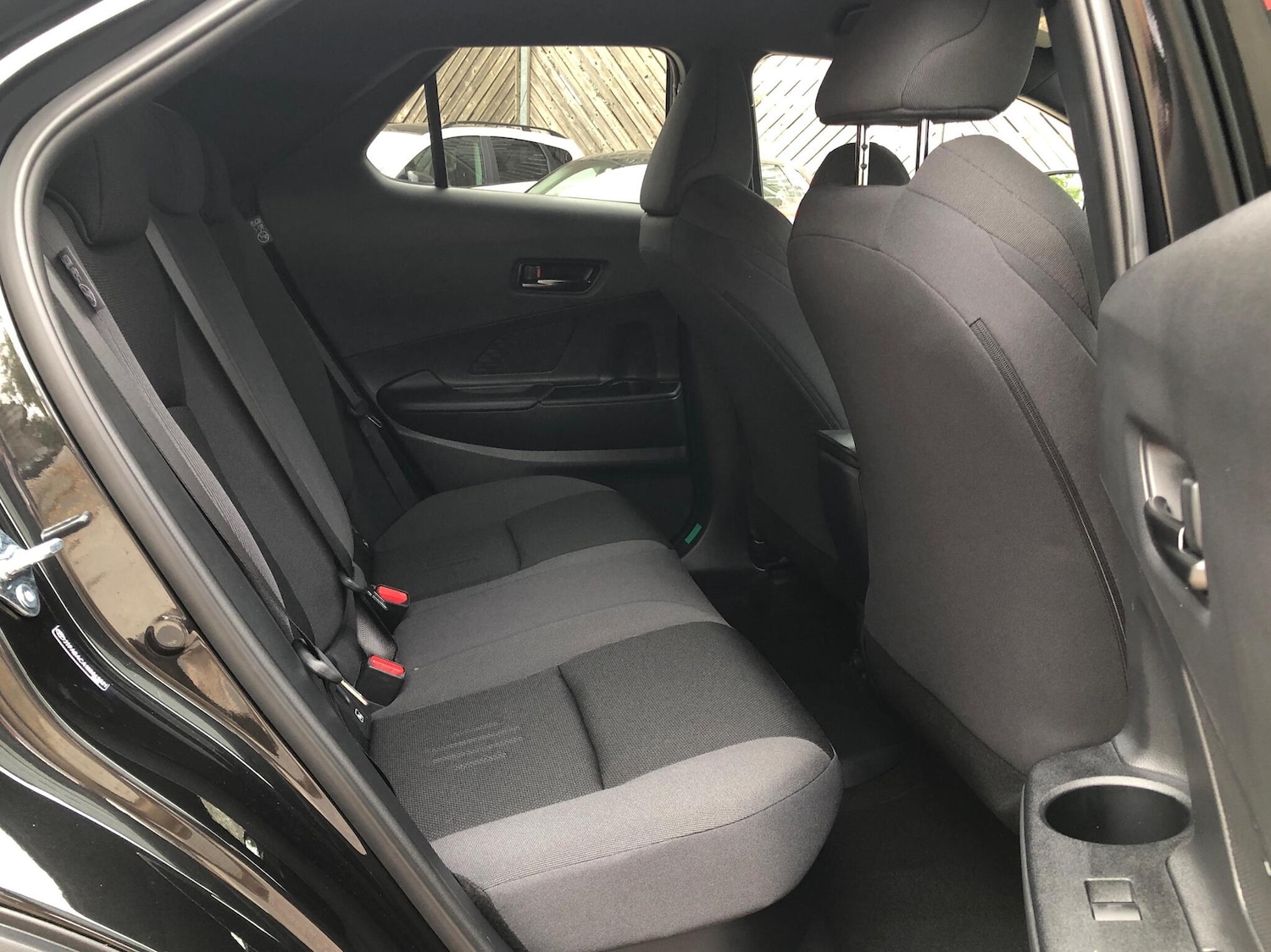 Used Toyota C-HR 2025 for sale - 76500887: Photo 17