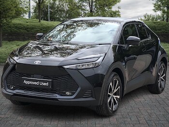 Used Toyota C-HR 2025 for sale - 76500887: Photo