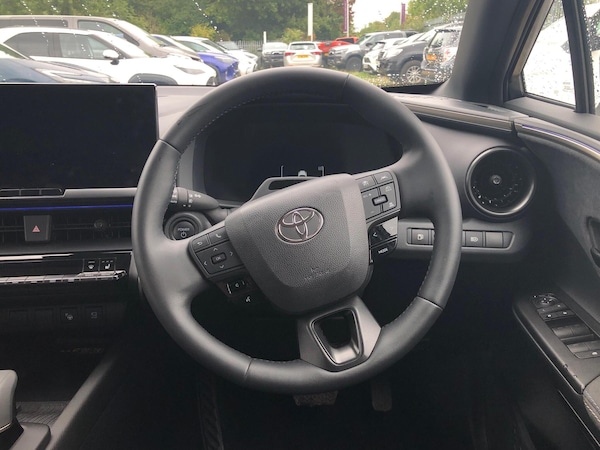 Used Toyota C-HR 2024 for sale - 76043941: Photo 11