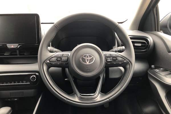 Used Toyota Yaris 2025 for sale - 76241236: Photo 14