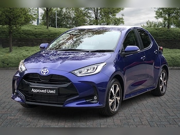 Used Toyota Yaris 2025 for sale - 76241236: Photo 2