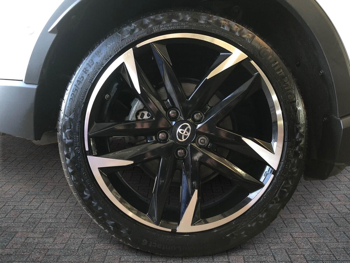 Used Toyota C-HR 2022 for sale - 76888248: Photo 6