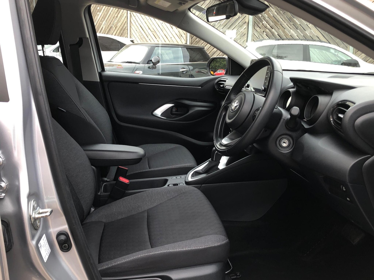 Used Toyota Yaris 2022 for sale - 76017632: Photo 13