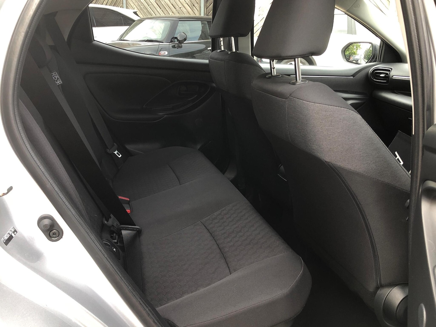 Used Toyota Yaris 2022 for sale - 76017632: Photo 15