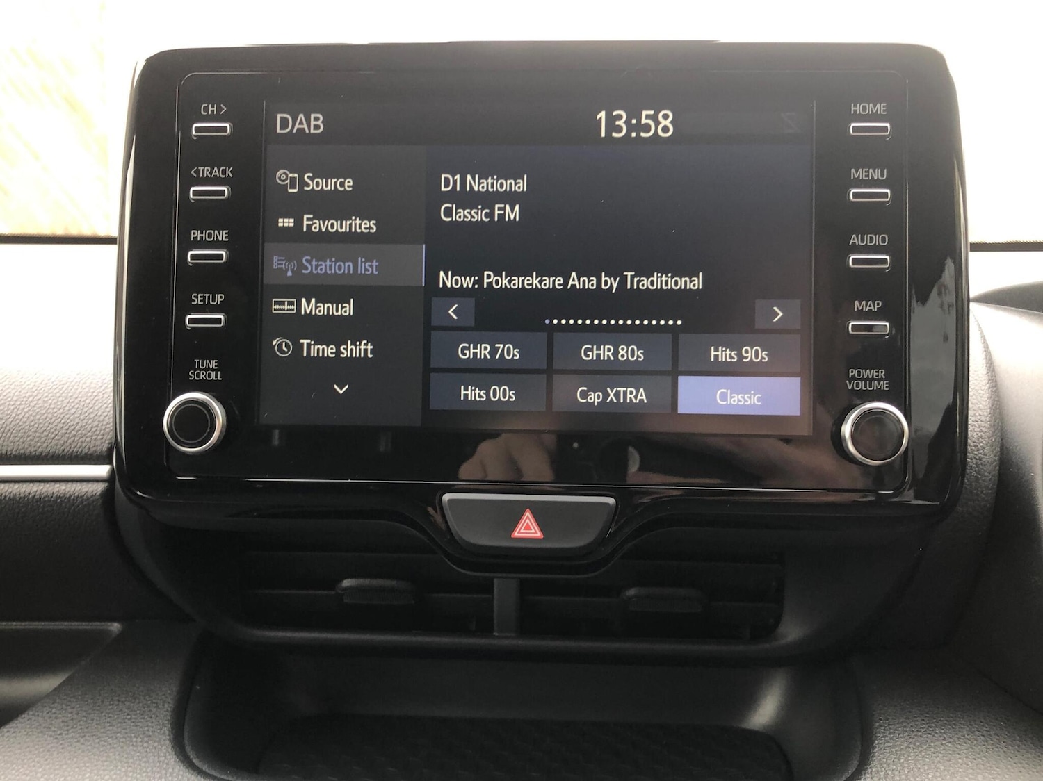 Used Toyota Yaris 2022 for sale - 76017632: Photo 9