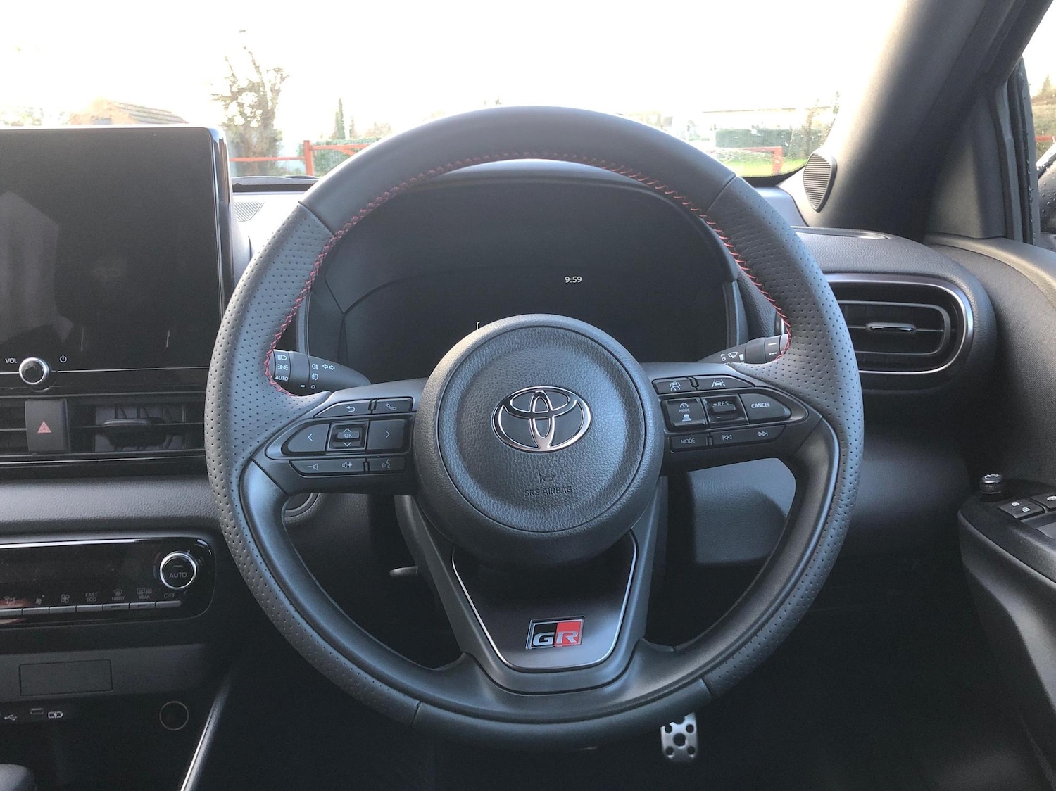 Used Toyota Yaris 2024 for sale - 77132770: Photo 14