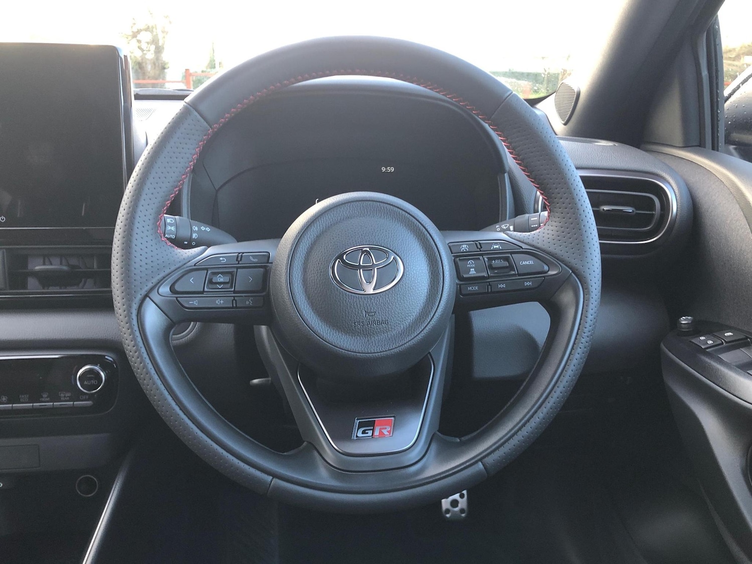 Used Toyota Yaris 2024 for sale - 77132770: Photo 15