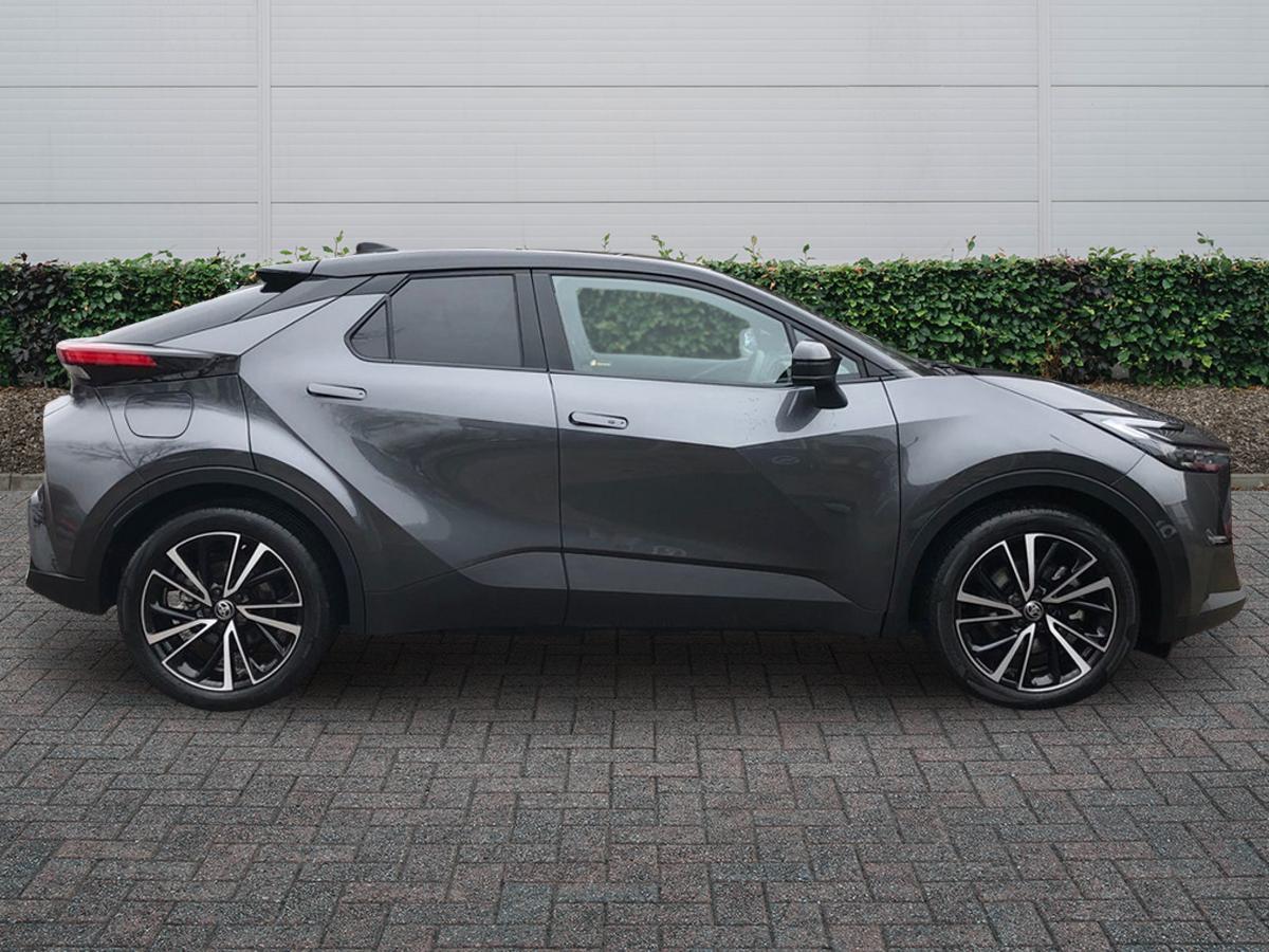 Used Toyota C-HR 2024 for sale - 77627129: Photo 5