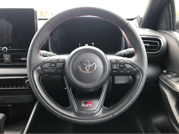 Used Toyota Yaris 2025 for sale - 75389114: Photo 11