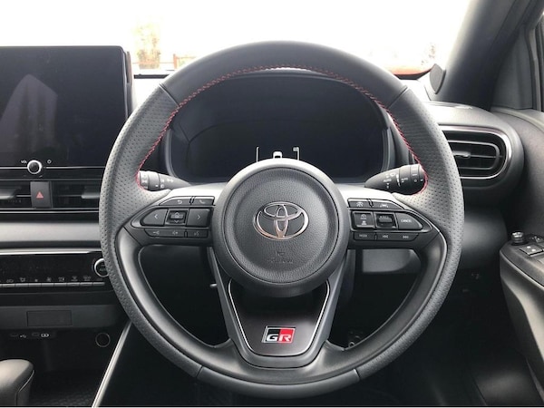 Used Toyota Yaris 2025 for sale - 75389114: Photo 12