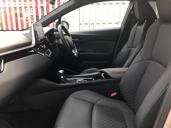 Used Toyota C-HR 2021 for sale - 76228851: Photo 12