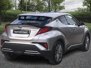 Used Toyota C-HR 2021 for sale - 76228851: Photo 2