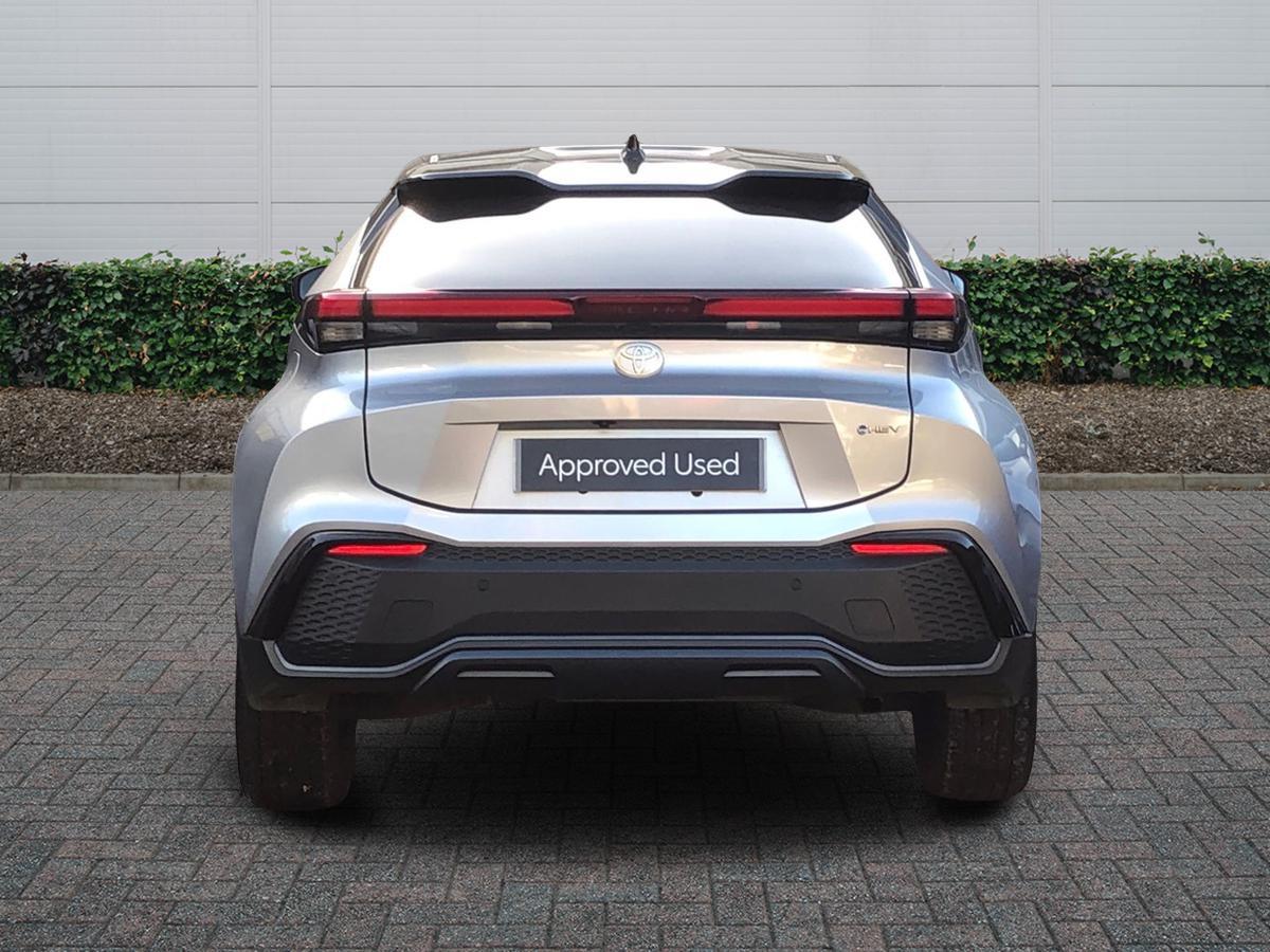 Used Toyota C-HR 2024 for sale - 76662321: Photo 5