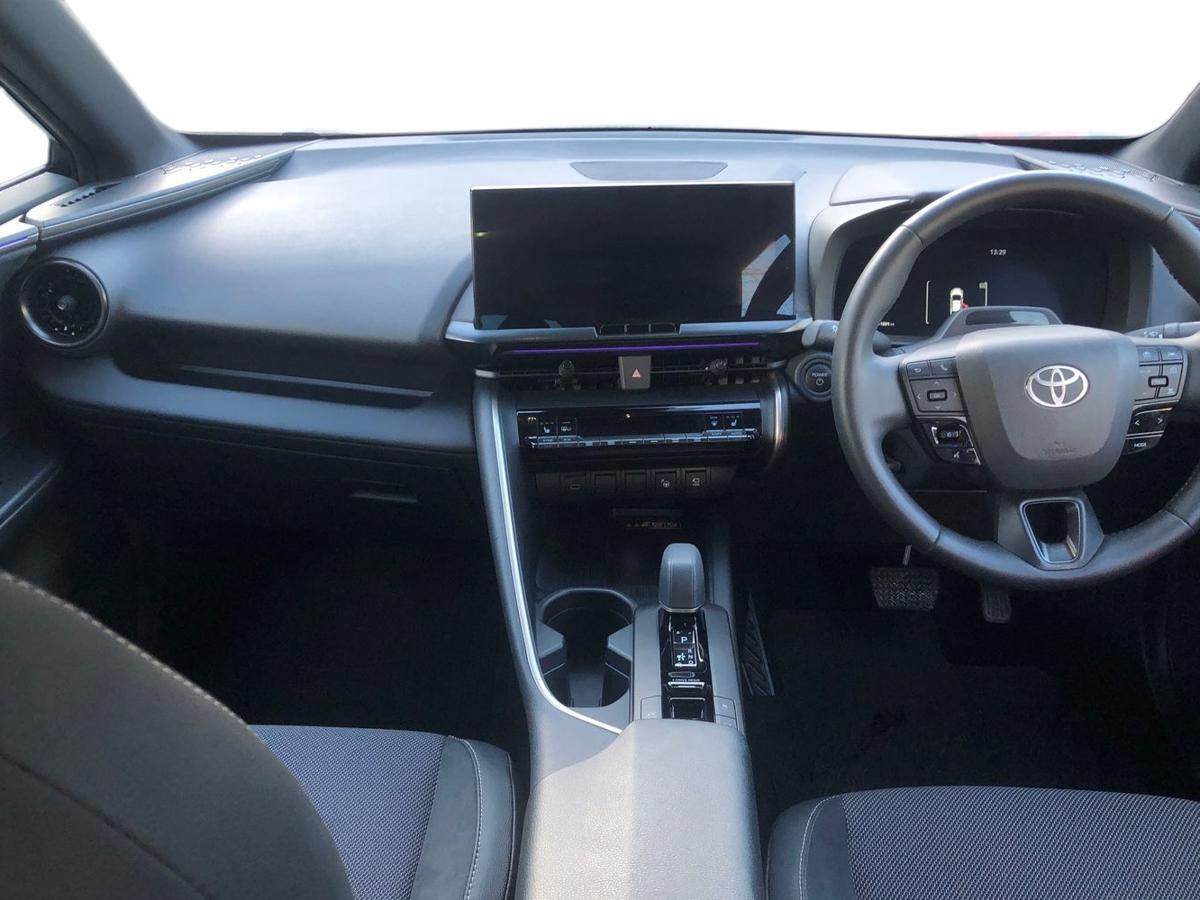 Used Toyota C-HR 2024 for sale - 76662321: Photo 8