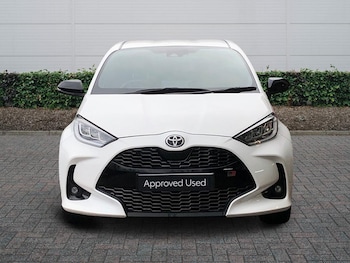 Used Toyota Yaris 2023 for sale - 77941548: Photo