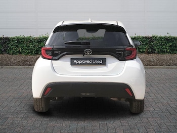 Used Toyota Yaris 2025 for sale - 78824049: Photo