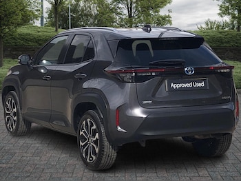 Used Toyota Yaris Cross 2022 for sale - 77205031: Photo