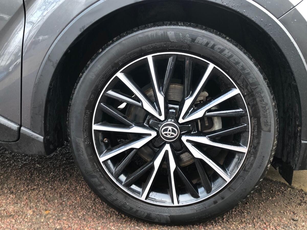 Used Toyota C-HR 2019 for sale - 77647556: Photo 19