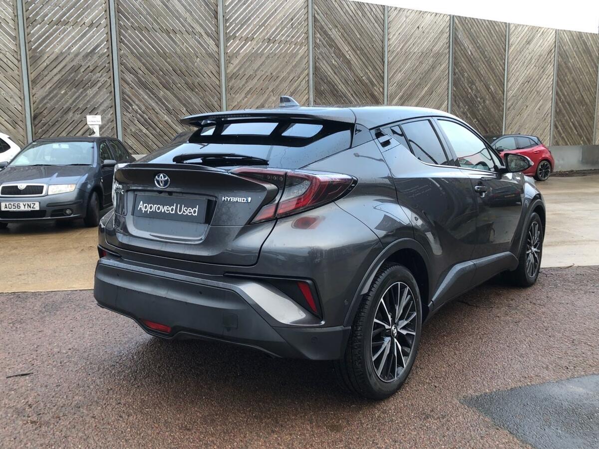 Used Toyota C-HR 2019 for sale - 77647556: Photo 8