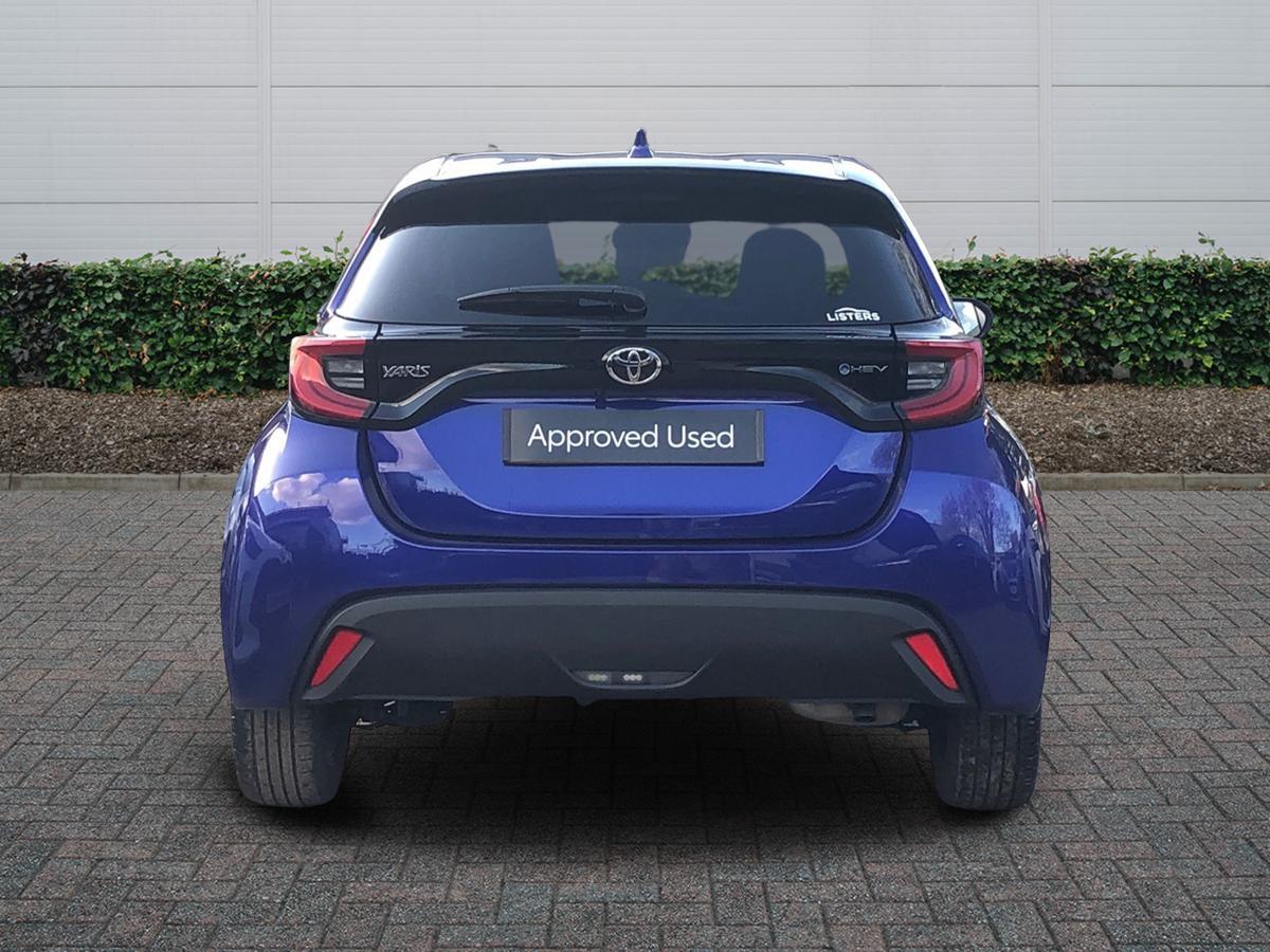 Used Toyota Yaris 2024 for sale - 77855140: Photo 5