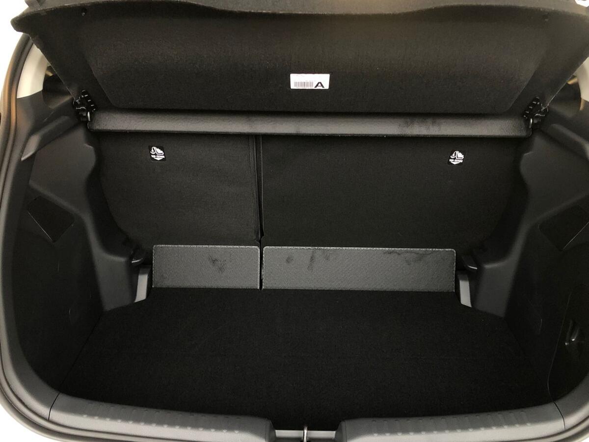 Used Toyota Yaris 2026 for sale - 77638066: Photo 10