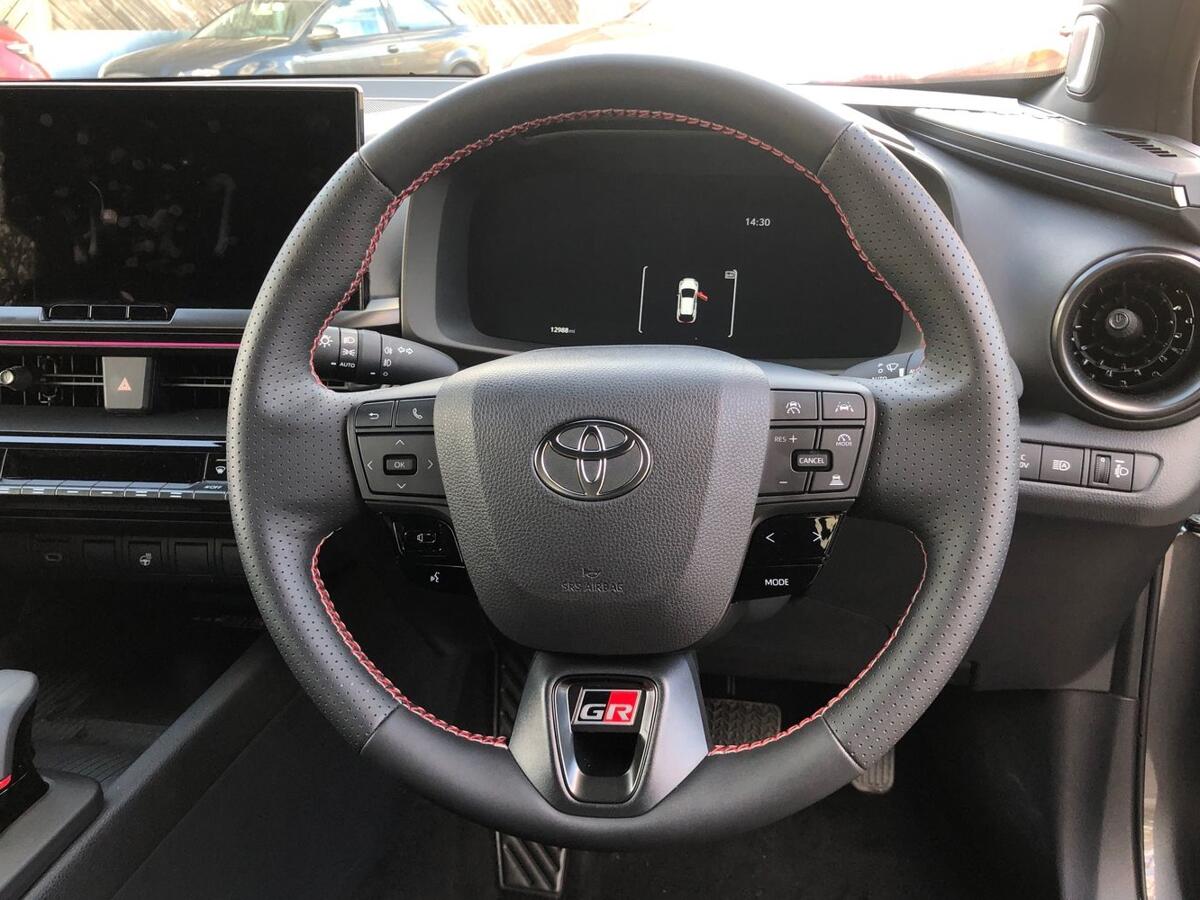 Used Toyota C-HR 2024 for sale - 76574661: Photo 16