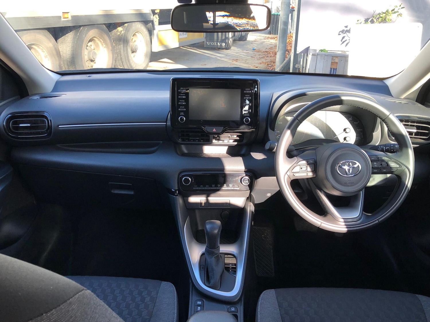 Used Toyota Yaris 2023 for sale - 76539559: Photo 10