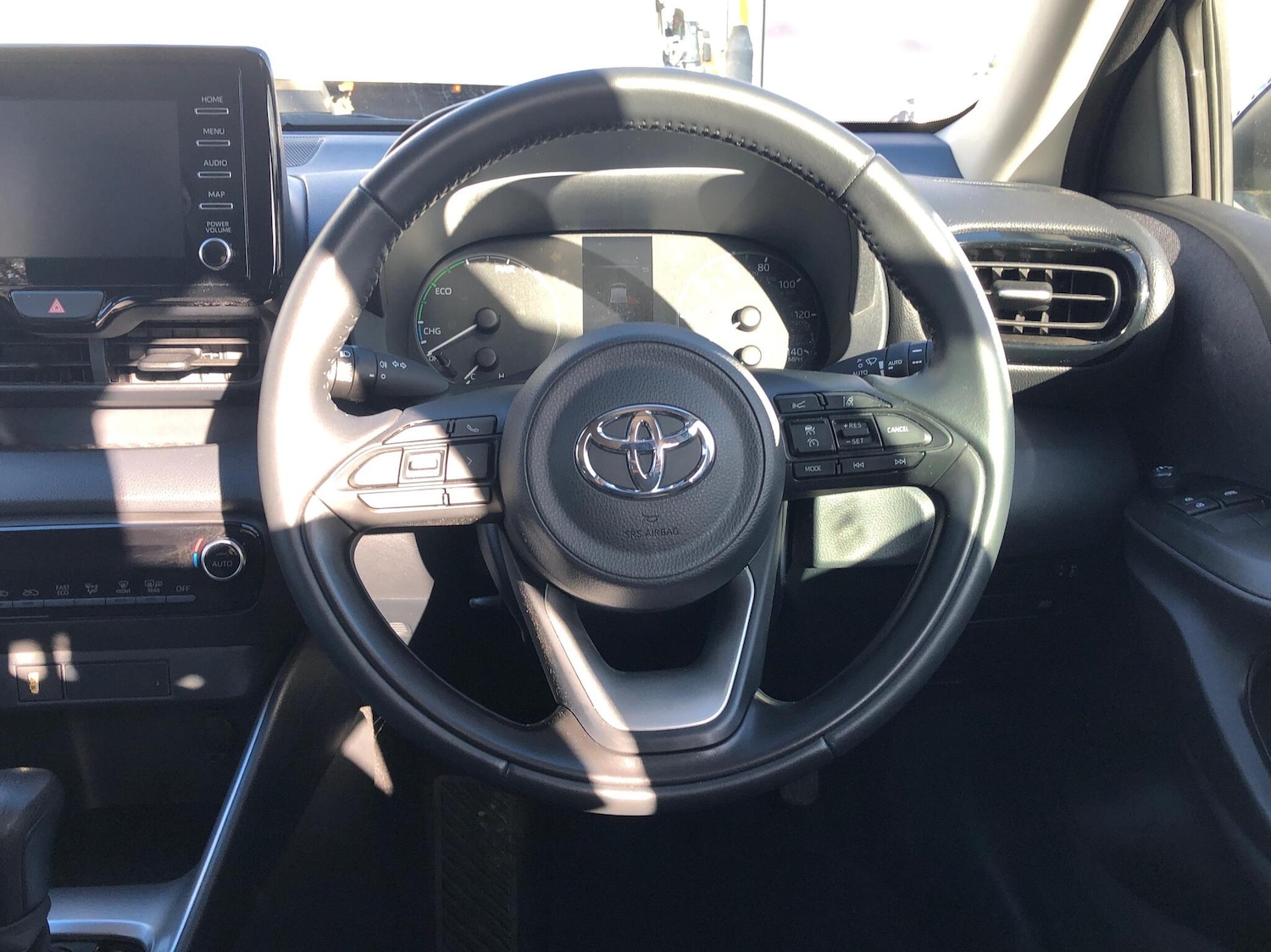 Used Toyota Yaris 2023 for sale - 76539559: Photo 11