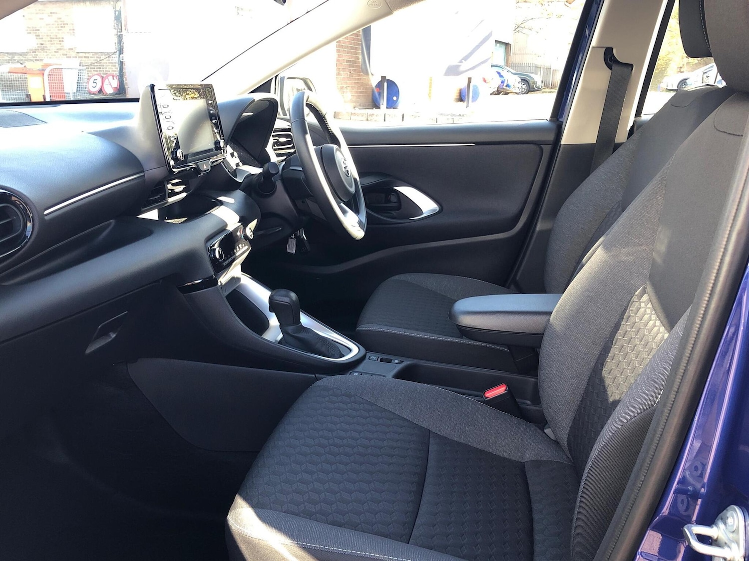 Used Toyota Yaris 2023 for sale - 76539559: Photo 16