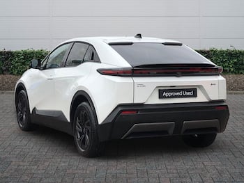 Used Toyota C-HR 2026 for sale - 78855999: Photo