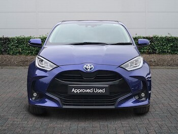 Used Toyota Yaris 2023 for sale - 77809686: Photo