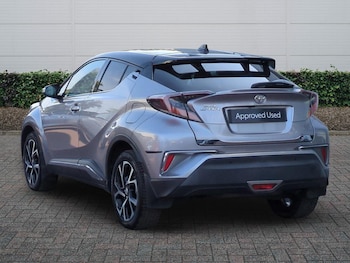 Used Toyota C-HR 2017 for sale - 79108156: Photo