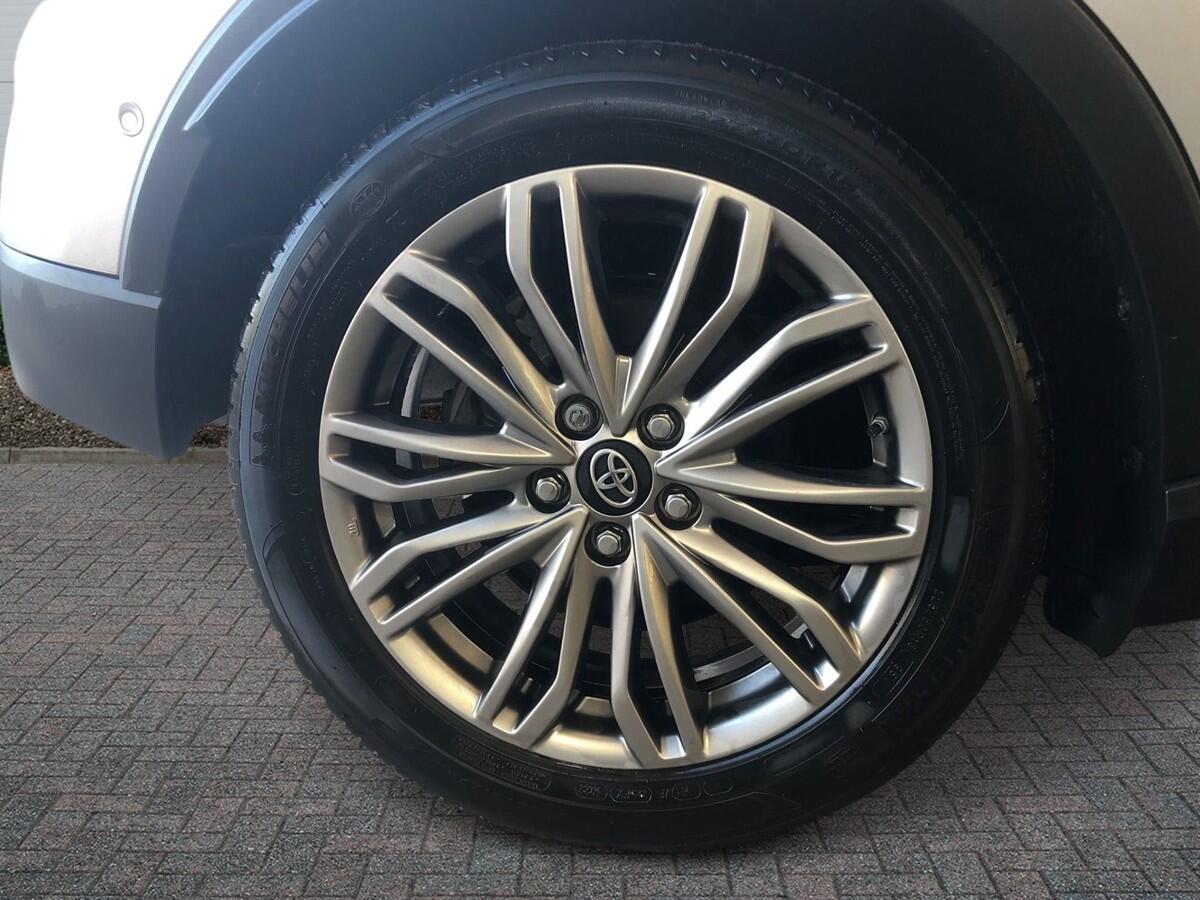 Used Toyota C-HR 2022 for sale - 77725064: Photo 6