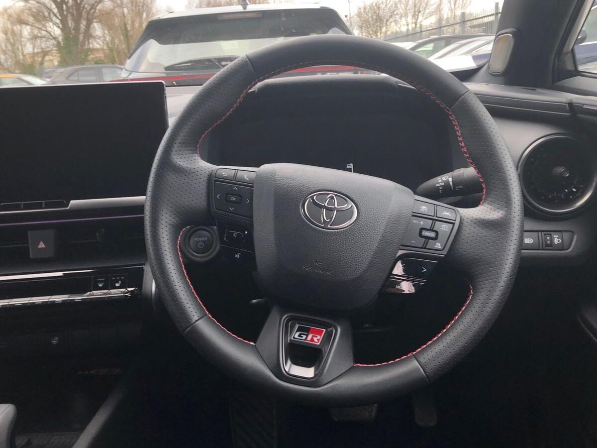 Used Toyota C-HR 2024 for sale - 77725379: Photo 14