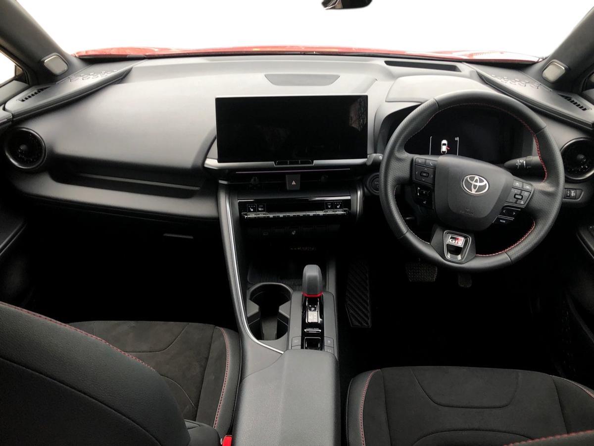 Used Toyota C-HR 2024 for sale - 77725379: Photo 8