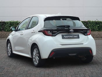Used Toyota Yaris 2021 for sale - 79861956: Photo