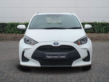 Used Toyota Yaris 2021 for sale - 79861956: Photo