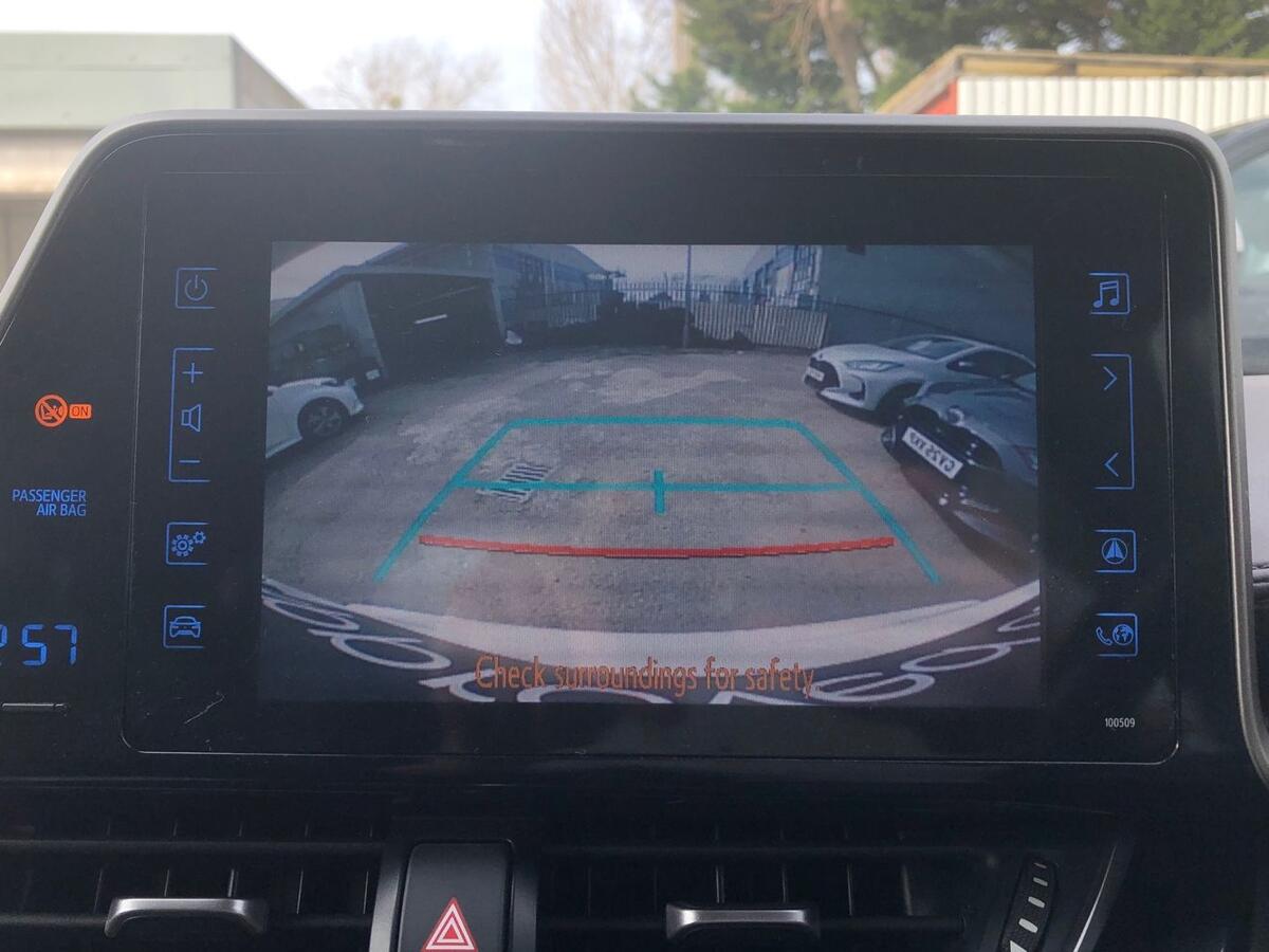 Used Toyota C-HR 2017 for sale - 78008556: Photo 13