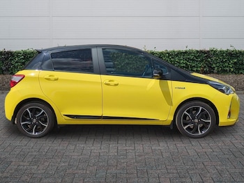 Used Toyota Yaris 2017 for sale - 79122220: Photo