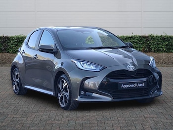 Used Toyota Yaris 2024 for sale - 78320225: Photo