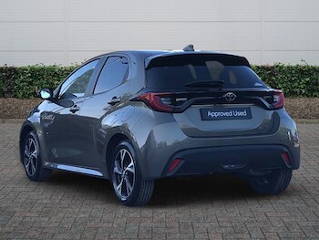 Used Toyota Yaris 2024 for sale - 78320225: Photo