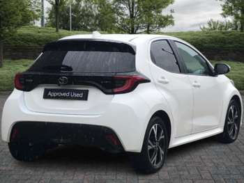 Used Toyota Yaris 2024 for sale - 75015185: Photo