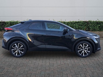 Used Toyota C-HR 2025 for sale - 78923859: Photo