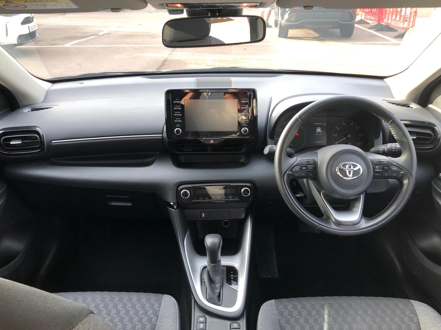 Used Toyota Yaris 2023 for sale - 76474454: Photo 11