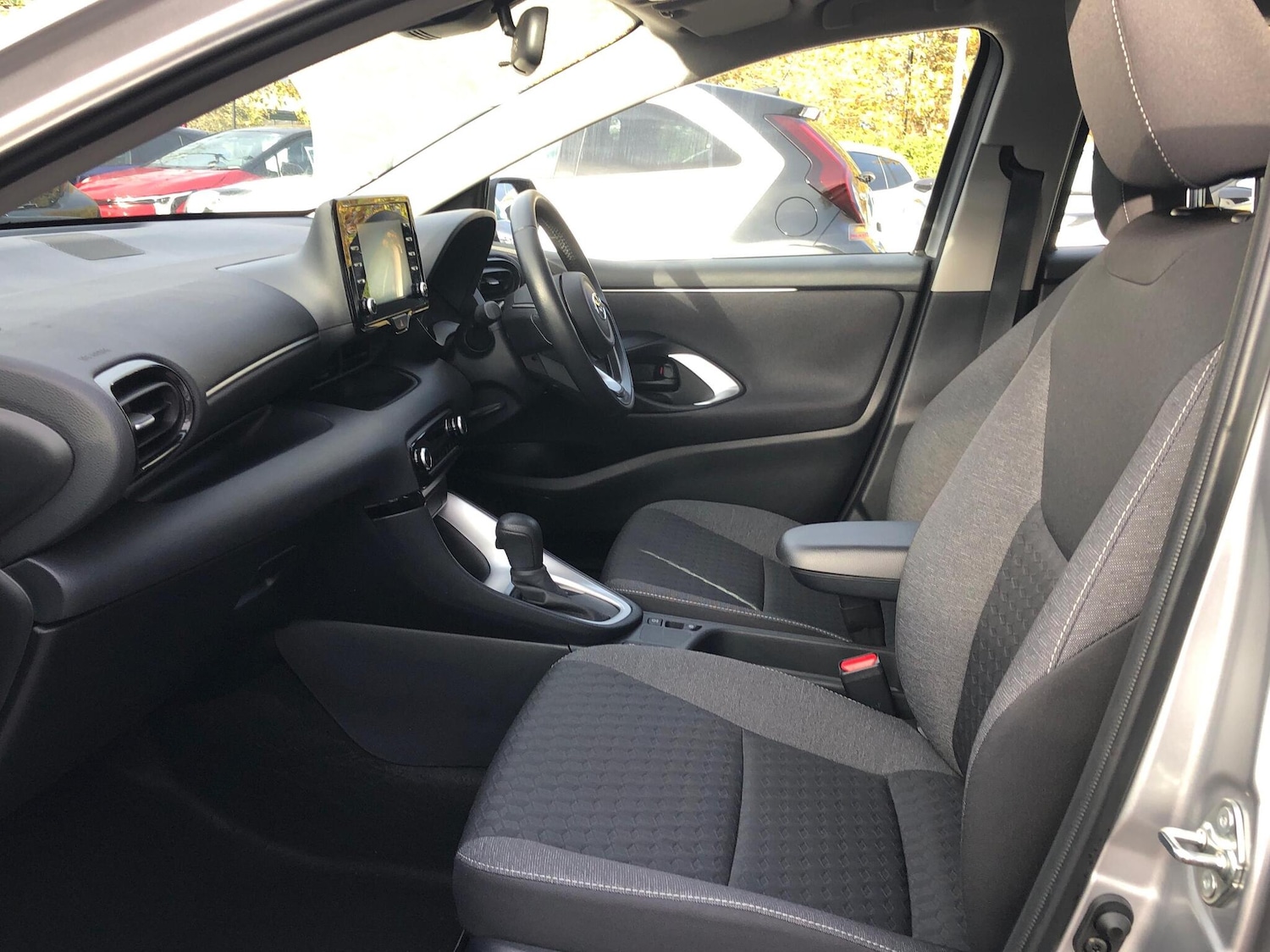 Used Toyota Yaris 2023 for sale - 76474454: Photo 18