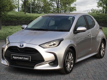 Used Toyota Yaris 2023 for sale - 76474454: Photo